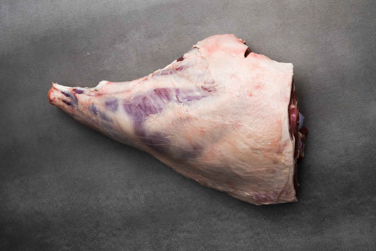 LUMINA LAMB Leg (Frozen, Bone in, min. 1.8kg)