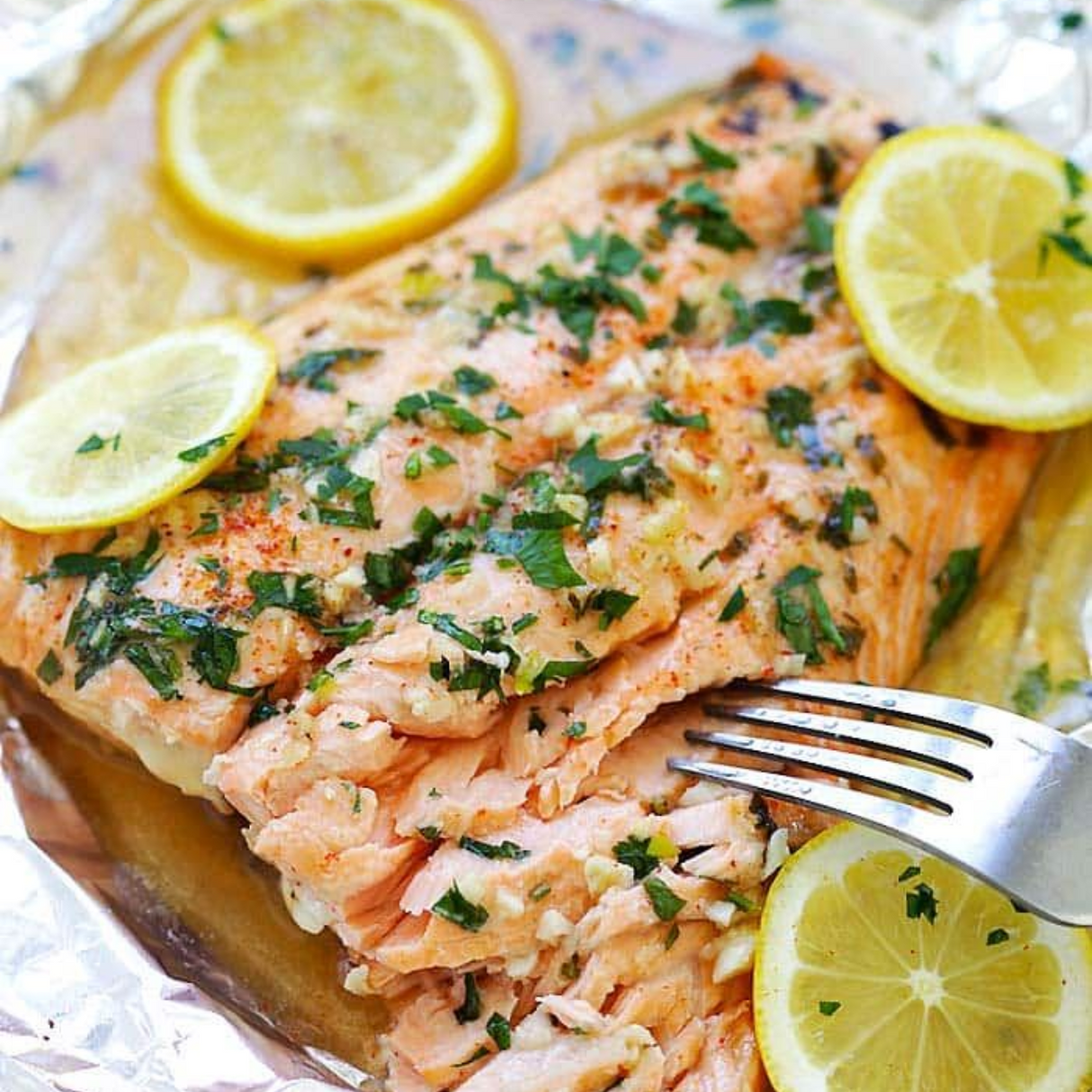 New Zealand King Salmon Whole Side Fillet (Frozen, Min 1.1kg)