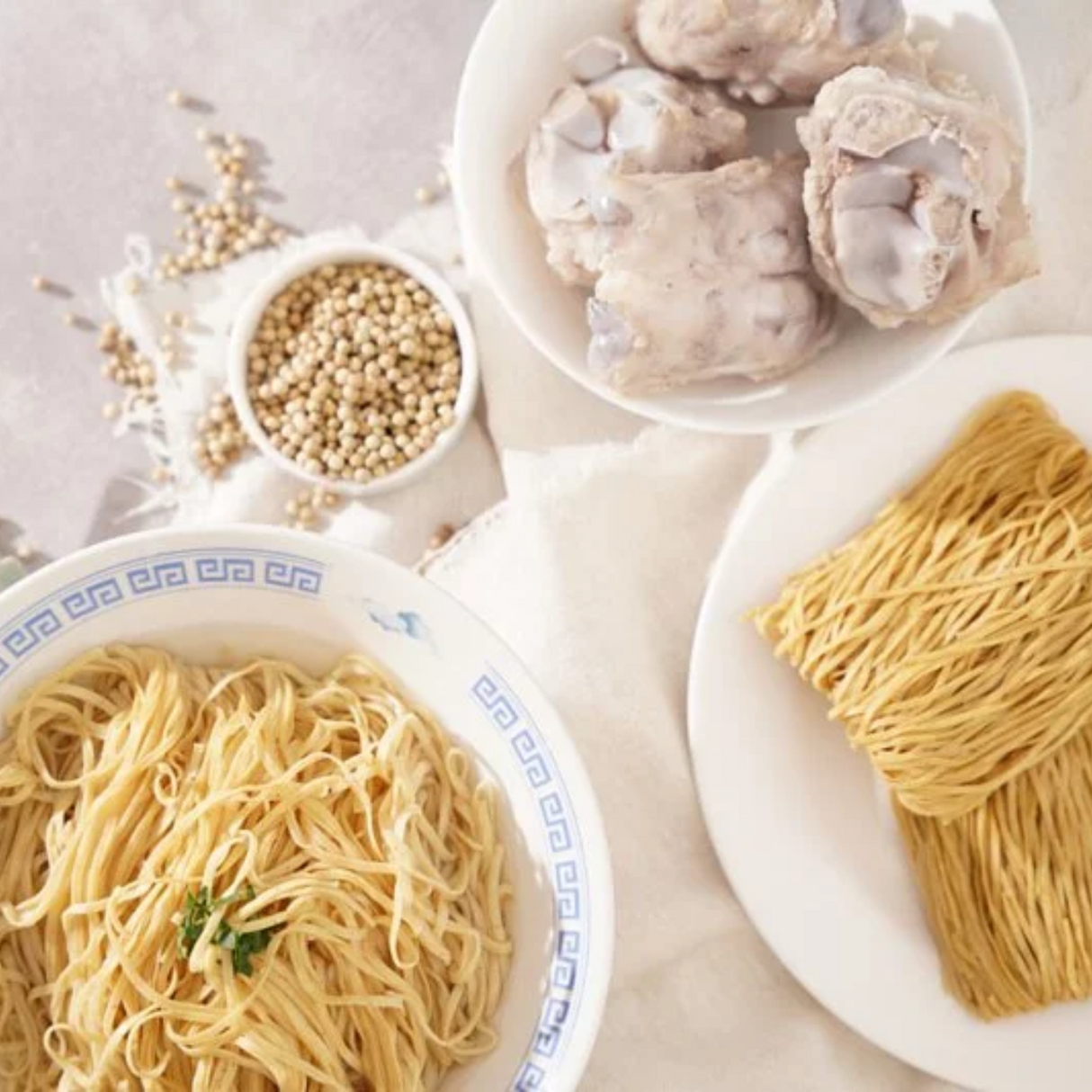 Wing Lok Noodle Factory - Pepper Pork Bone Broth Noodle (5 x 45g)